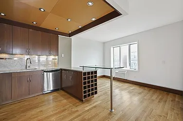 Sold by Avenue Sotheby's International Realty