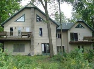 17260 Johnson Dr, Marcellus, MI 49067