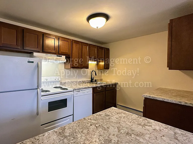 Parkview Apartments — Photo 77
