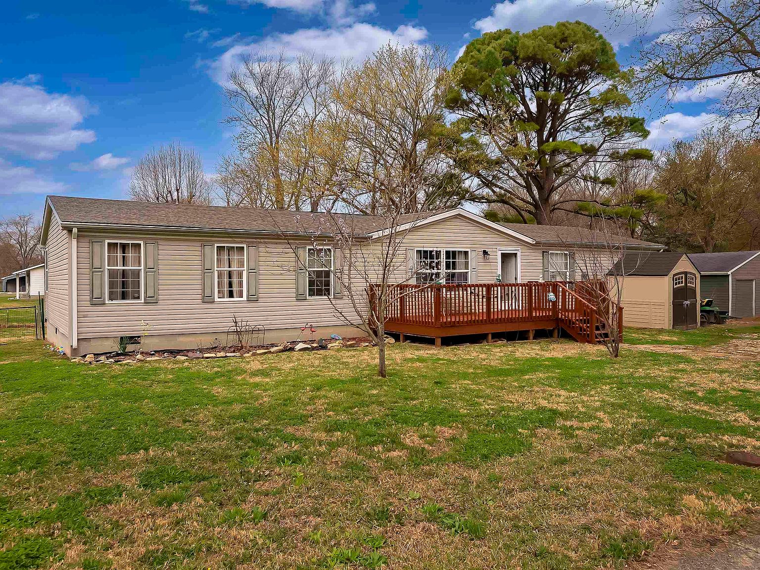 204 N Elm St, Cambria, IL 62915 | Zillow