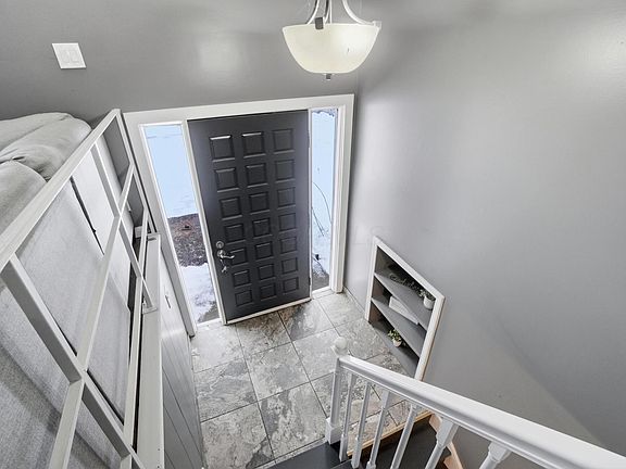 4th image of 1905 Woodcrest Rd