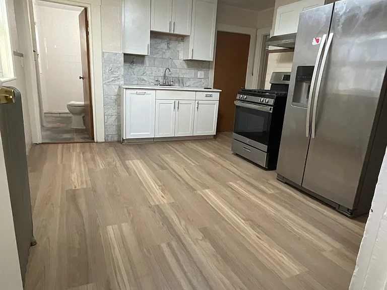 6 Richardson Ter — Photo 1