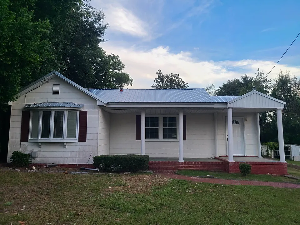 1758 Davidson Dr