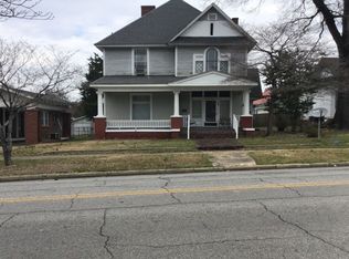 905 Walnut St, Gadsden, AL 35901