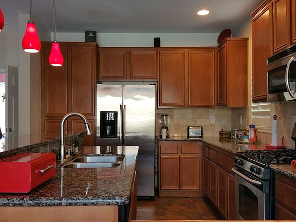 5th image of 18160 Ramona Av