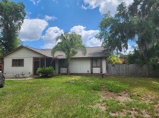 201 N Hart Rd, Geneva, FL 32732