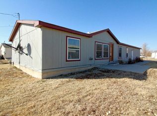 516 W Prospect Ave, Garden City, KS 67846