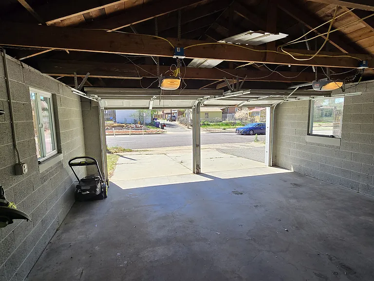 3109 N Columbine St — Photo 21