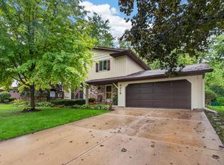 8216 48th AVENUE, Kenosha, WI 53144