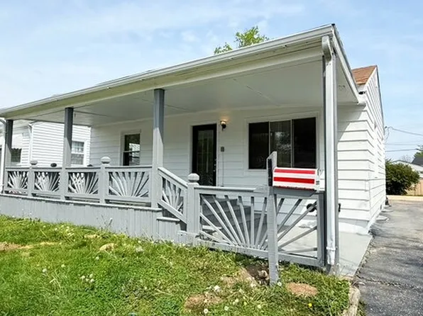 706 Fletcher Ln, Beech Grove, IN 46107