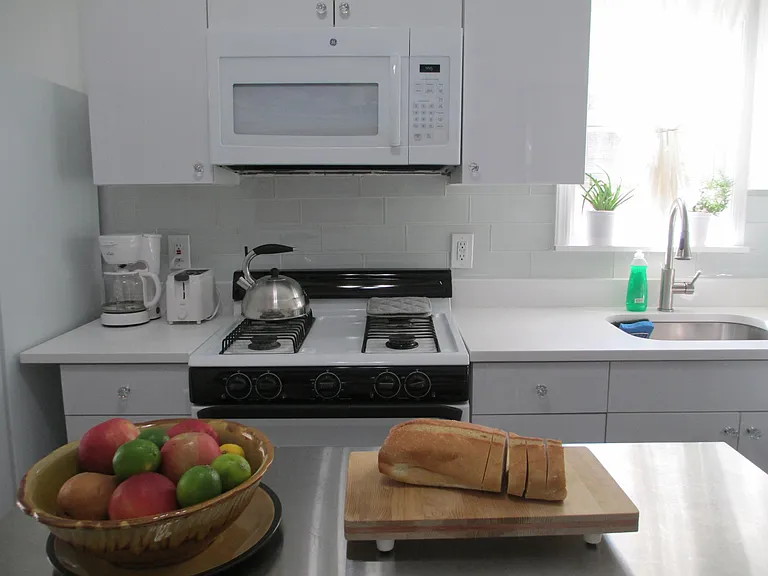 855 Pavonia Ave #1 — Photo 12