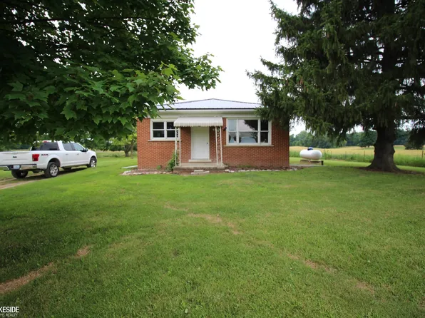 4191 Miller Rd, Capac, MI 48014