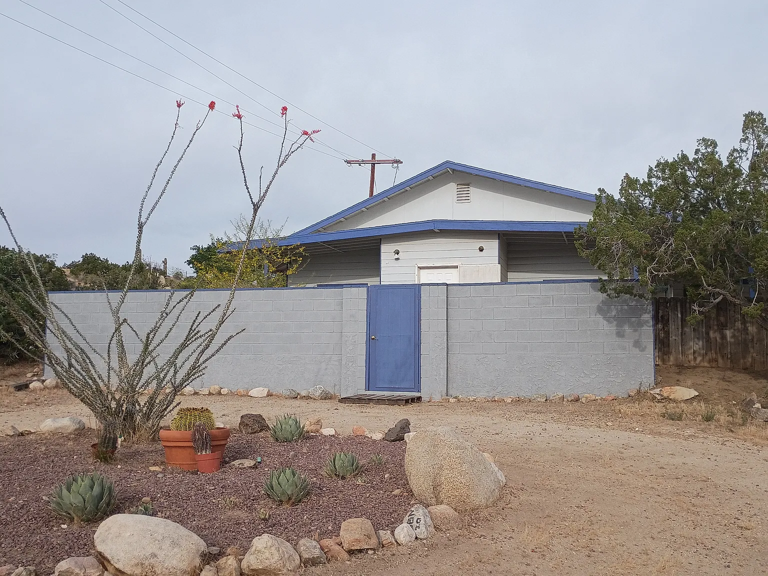 5426 Old Woman Springs Rd — Photo 1