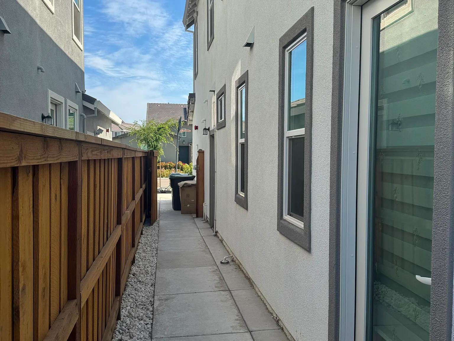 1 bed, 500 sqft, $1,350 — Photo 3