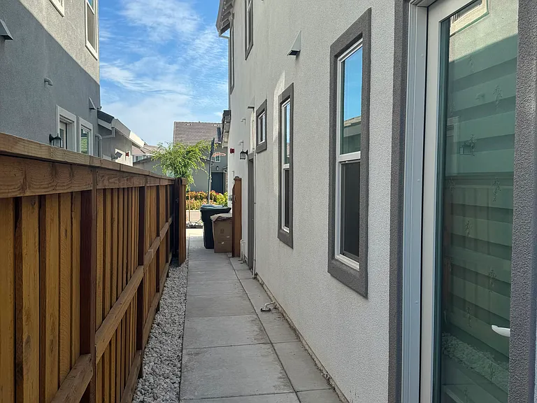 3146 Garden Farms Ave #3146 — Photo 3
