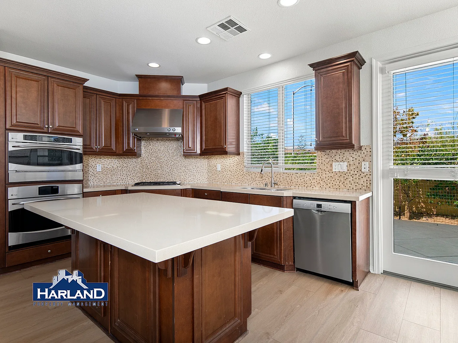 11320 Laurelcrest Drive C38 - 1 — Photo 2
