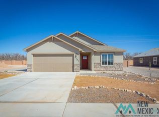 1701 Magnolia Ln, Roswell, NM 88201