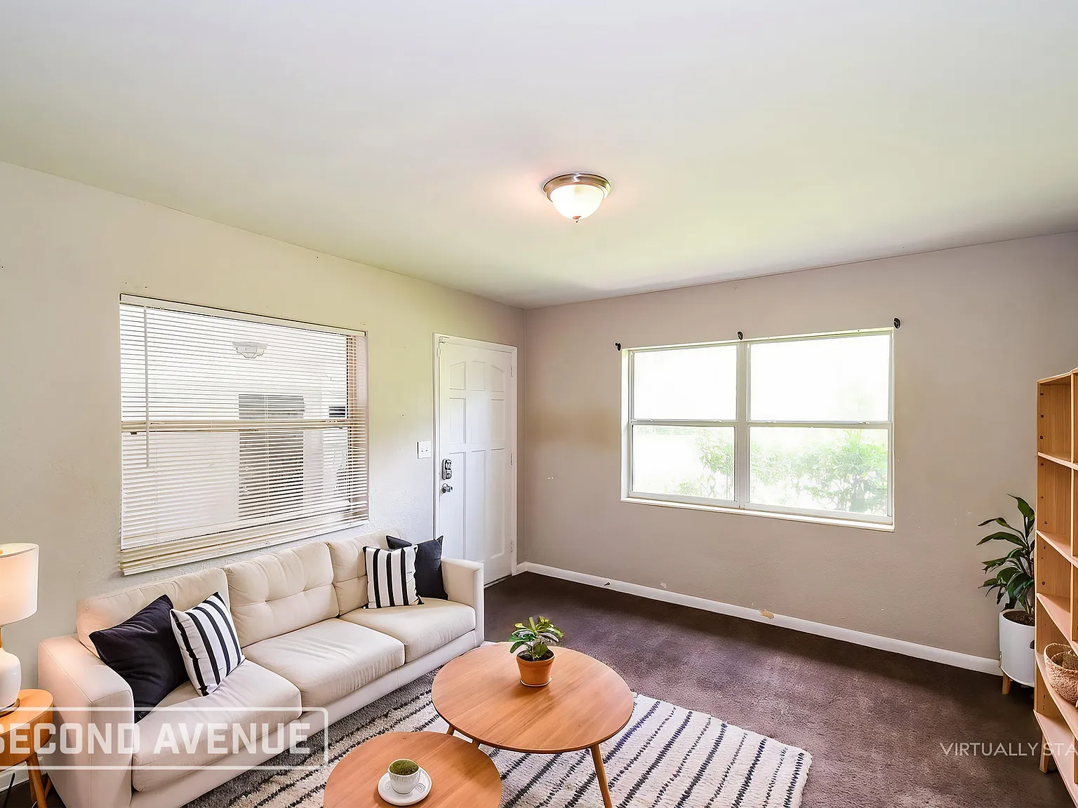 3 bed, 1.0 bath, 1086 sqft, $1,260 — Photo 2