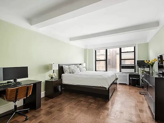 3rd image of 235 W 102nd St #6NM