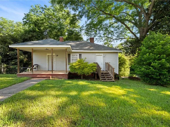 149 Peachtree St, Griffin, GA 30223