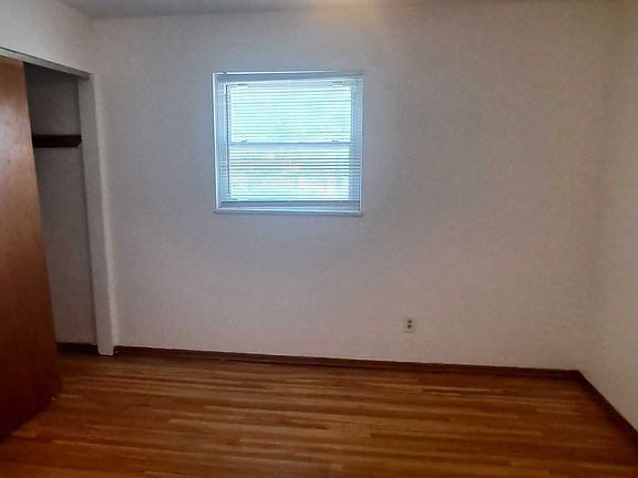 5th image of 4008-4016 Bayless Ave #2F