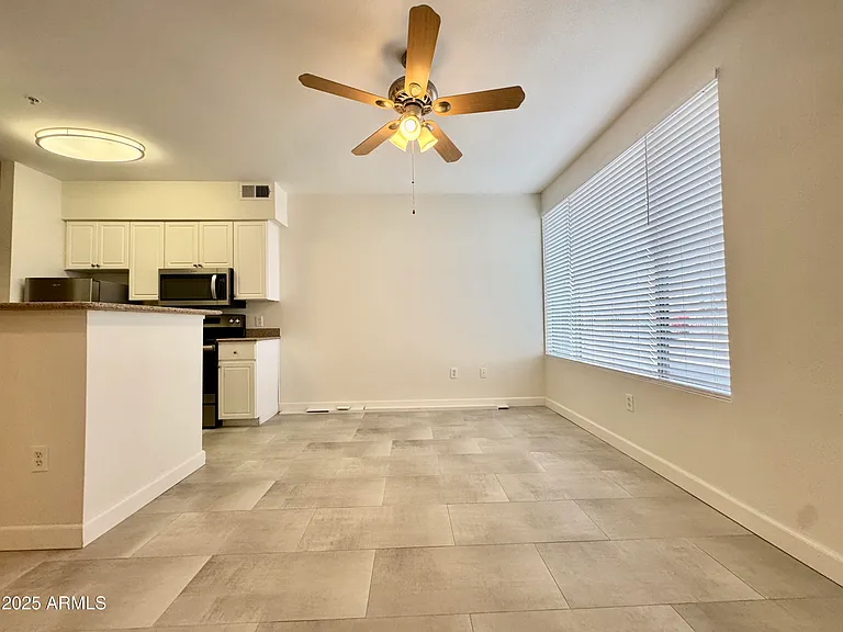 1701 E Colter St #110 — Photo 6