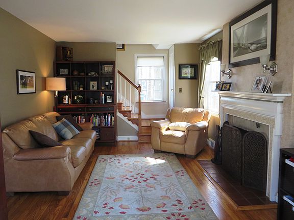 3rd image of 1517 Park Grove Ave