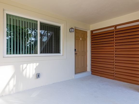 5th image of 115 Hogan Rd #109