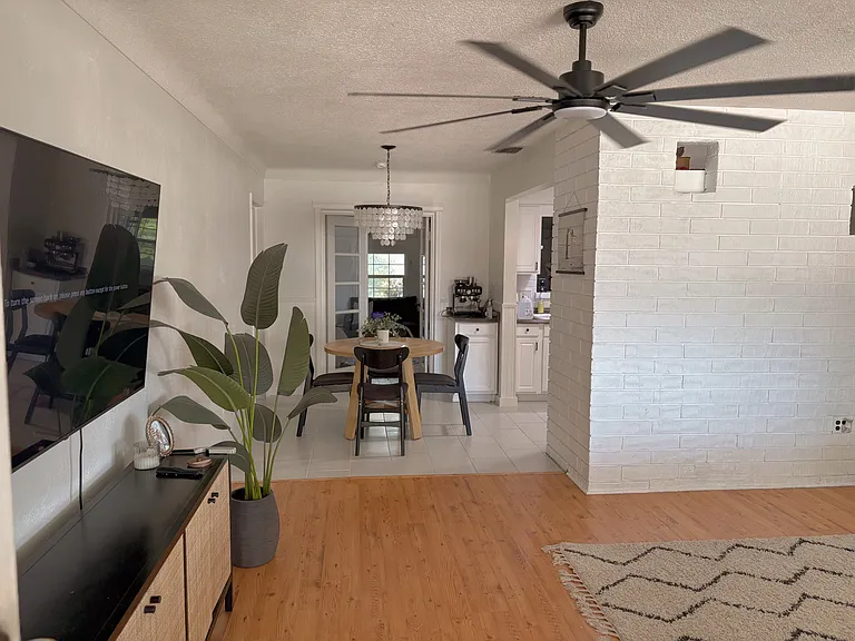 5072 98th Way N — Photo 3