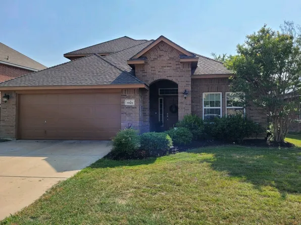 7021 Meandering Creek Ln, Fort Worth, TX 76179