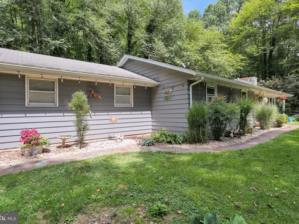 163 Bowmansville Rd, Mohnton, PA 19540