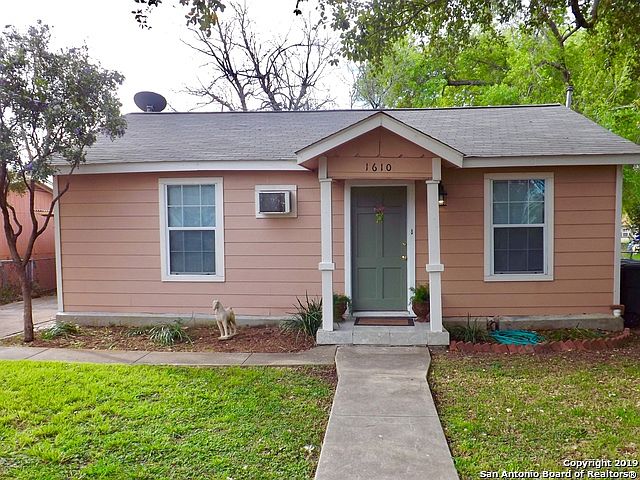 1st image of 1610 Thorain Blvd