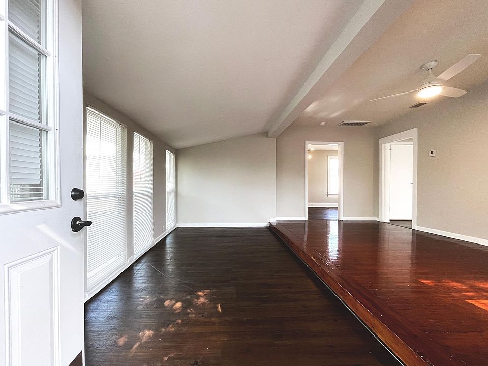 1st image of 333 1/2 9th Ave N APT 3