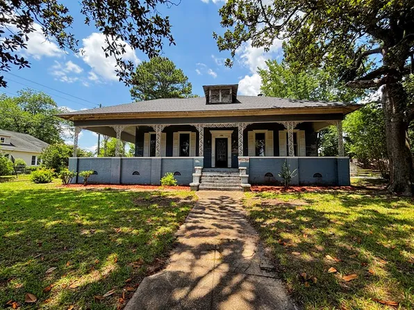 1200 N Three Notch St, Troy, AL 36081