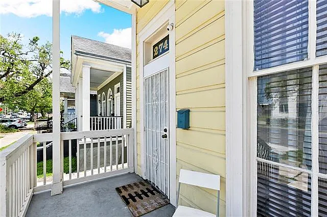 3 bed, 2.5 bath, 1450 sqft, $2,100 — Photo 3