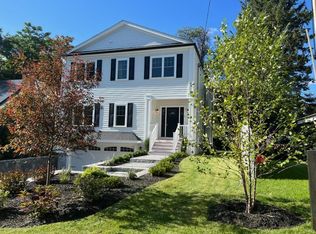 9 Bartlett Ave, Lexington, MA 02420
