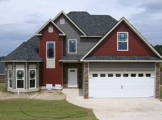 8 Hillside Ct, Phenix City, AL 36870