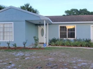 1915 SE Avanti Cir, Port Saint Lucie, FL 34952
