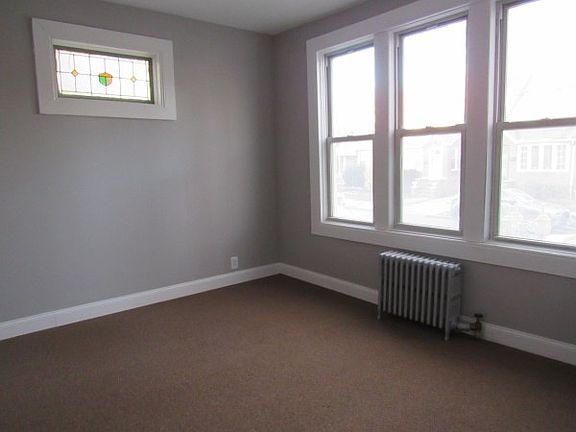 4th image of 1566 Ryder St