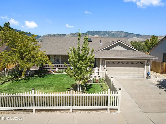 4th image of 3530 Smoketree Ave
