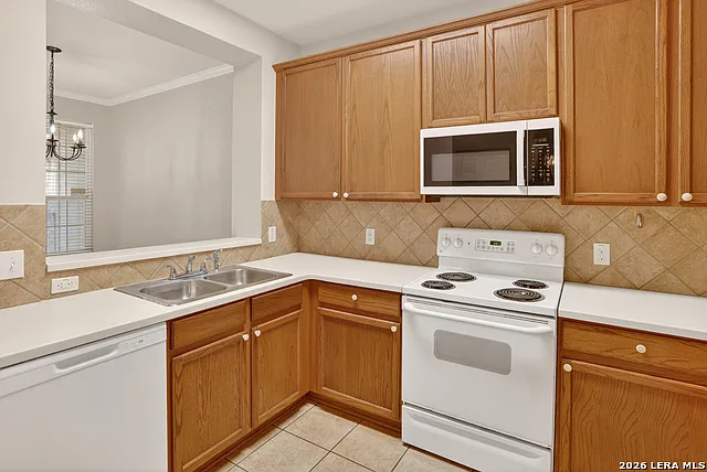 2608 Grayson Way — Photo 13