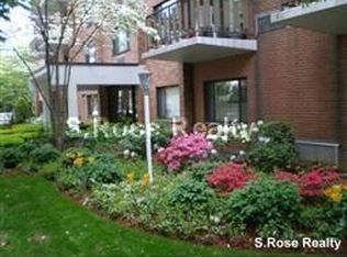 400 Coolidge St #307, Brookline, MA 02446