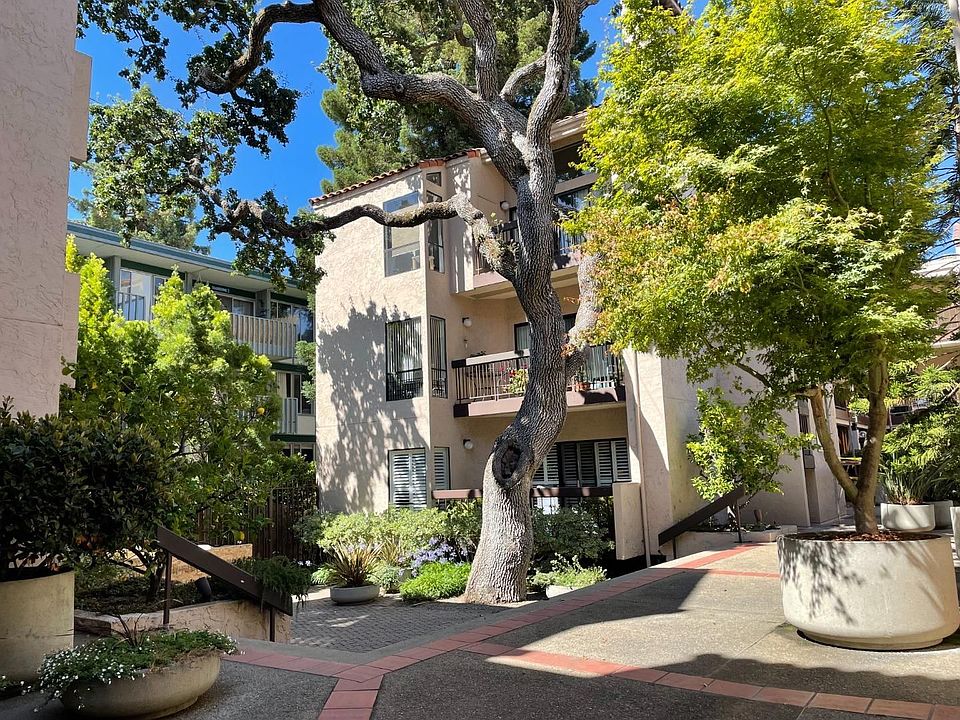 1st image of 111 9th Ave APT 103
