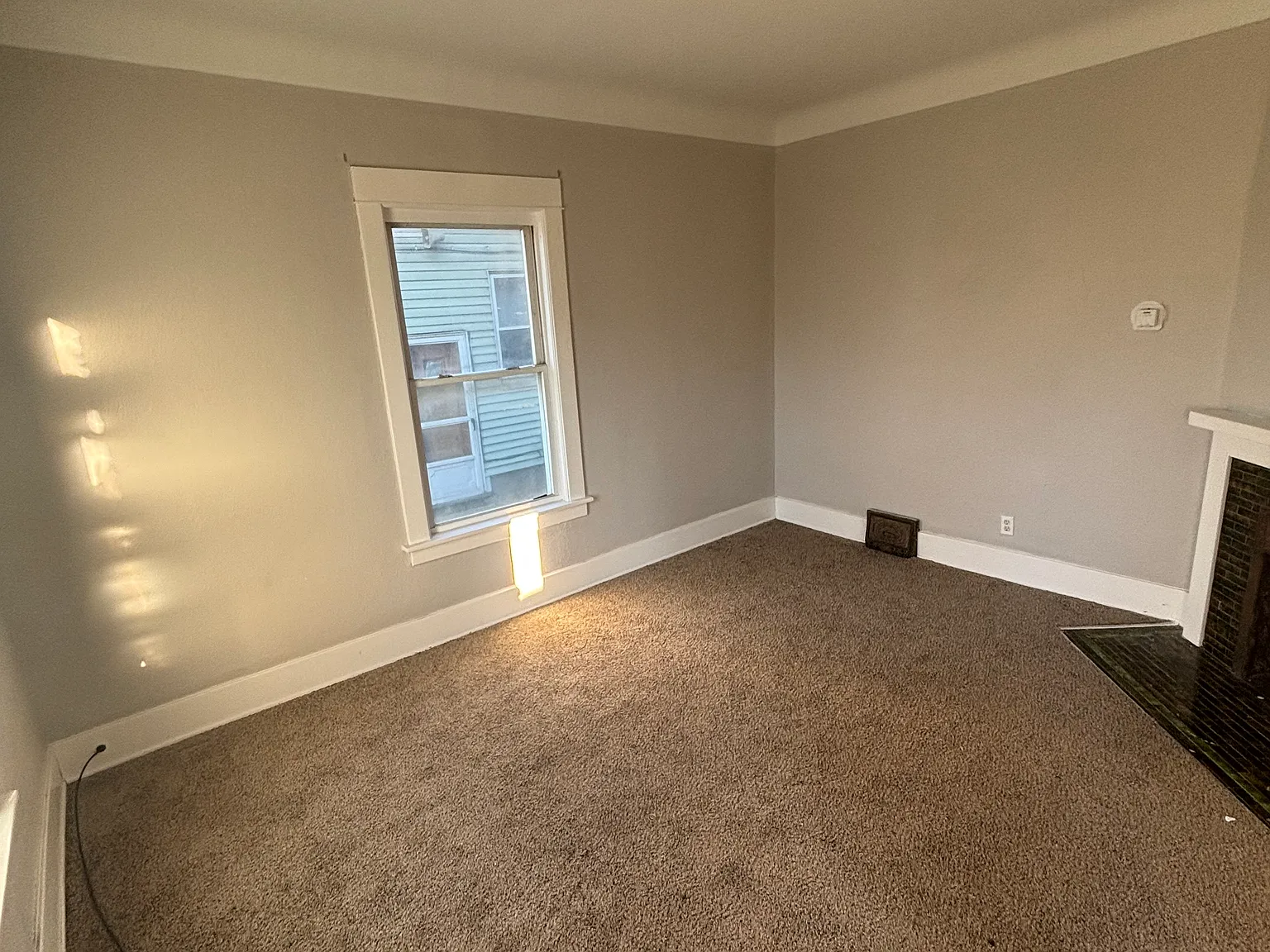 2 bed, 1000 sqft, $750 — Photo 3