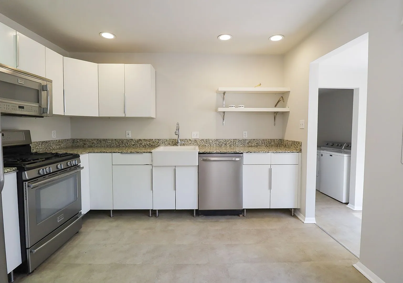 2 Bed | 1 Bath | Brookside — Photo 2
