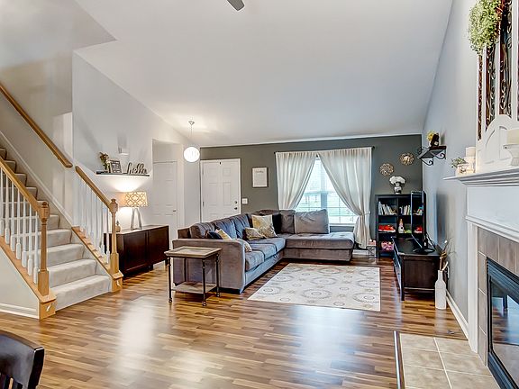 2nd image of 1162 Linford Cir