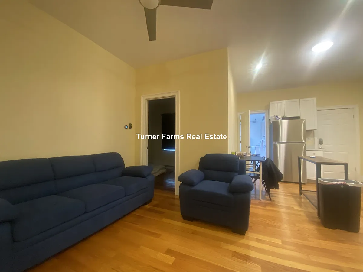 Building Photo - 8 Claremon St #1F