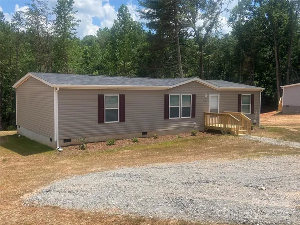 1040 Benfield Woods, Morganton, NC 28655