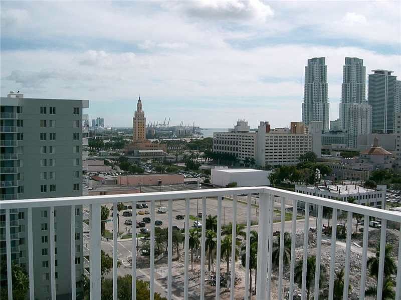 1st image of 850 N Miami Ave #1601