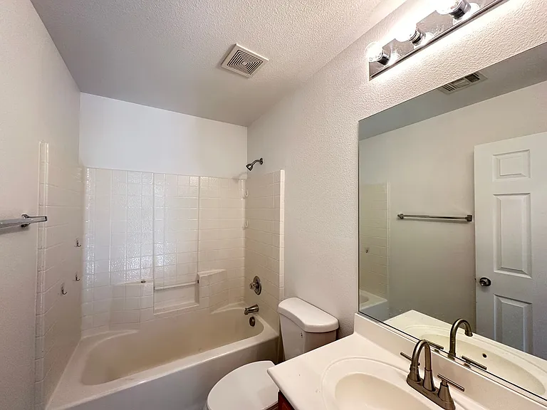 8222 Amphora St — Photo 17